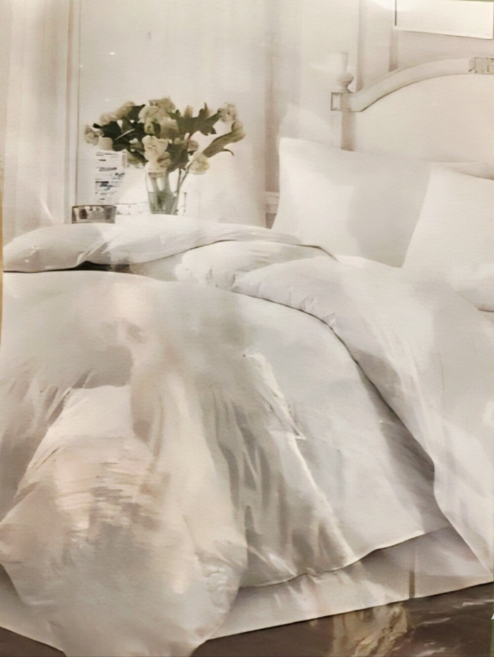 Hotel Suite All Seasons White Goose Feather / Down Comforter Twin